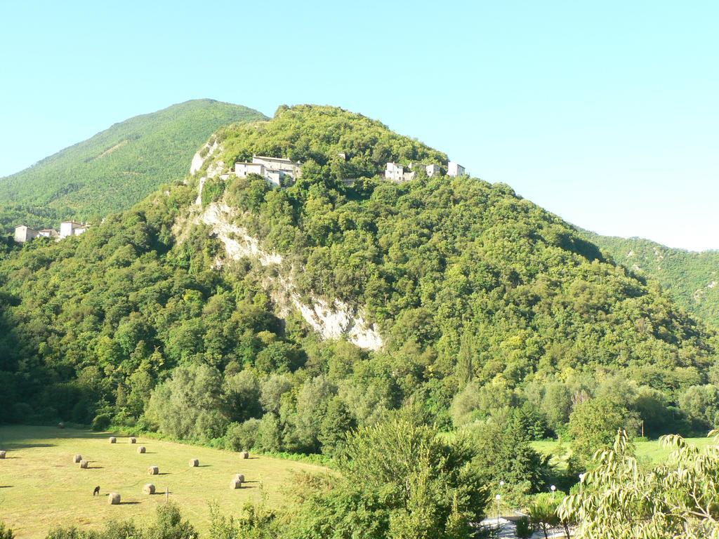 Agriturismo Casale La Palombara Villa Cerreto di Spoleto Buitenkant foto